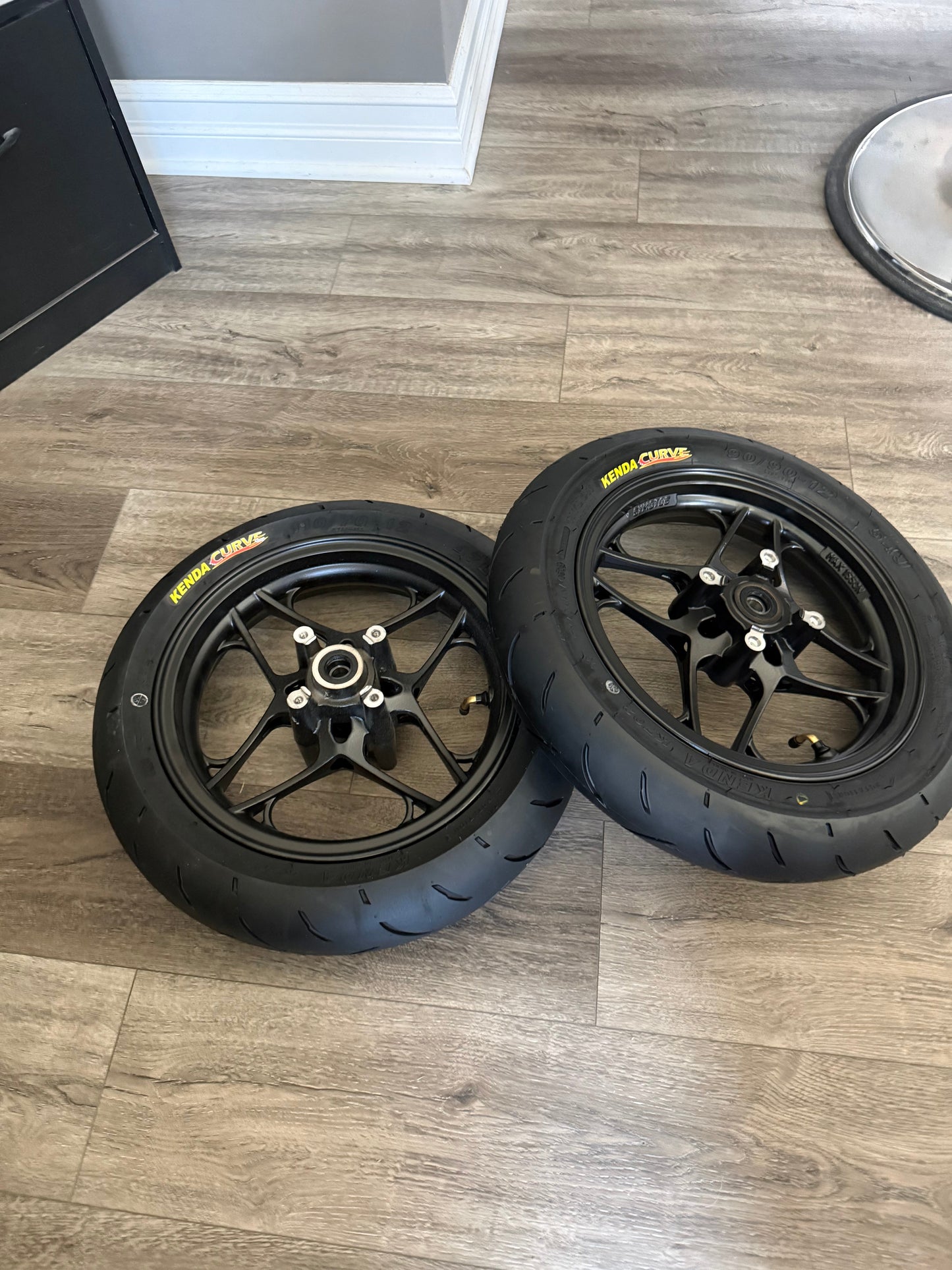 Tubeless Supermoto Wheels (Tuttio / Yozma) – Pre Order
